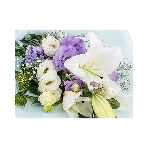 funeral-flower-japan-white-lilies-bouquet
