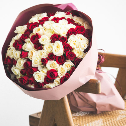 Best Flower Delivery Tokyo - 100 Mix Roses